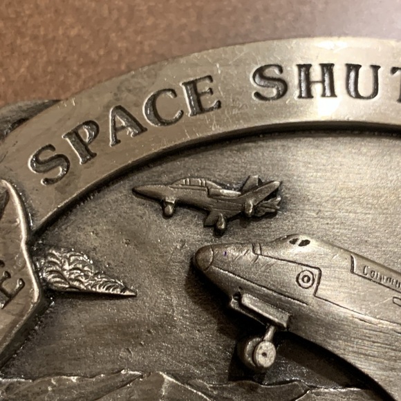 1982 SPACE SHUTTLE COLUMBIA VINTAGE BELT BUCKLE,TRUE VINTAGE PEWTER,NASA - Picture 3 of 15
